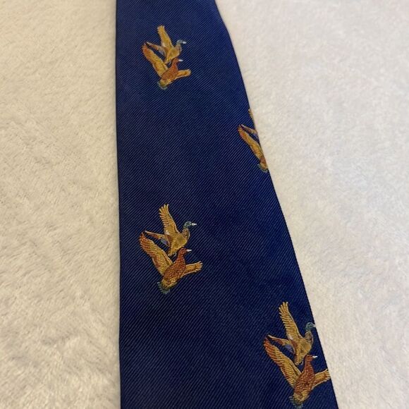 Orvis Elegant Blue Tie with Embroidered Geese Design - Picture 5 of 8
